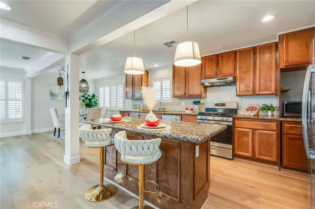 11321 212th, Lakewood, California 90715 home-pic-8